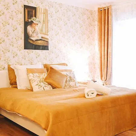 Апартаменты Chateau Saint-joseph, Grand 4 Etoiles En Pleine Nature Mazerolles-du-Razes