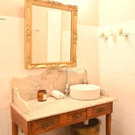 Апартаменты Chateau Saint-joseph, Grand 4 Etoiles En Pleine Nature *