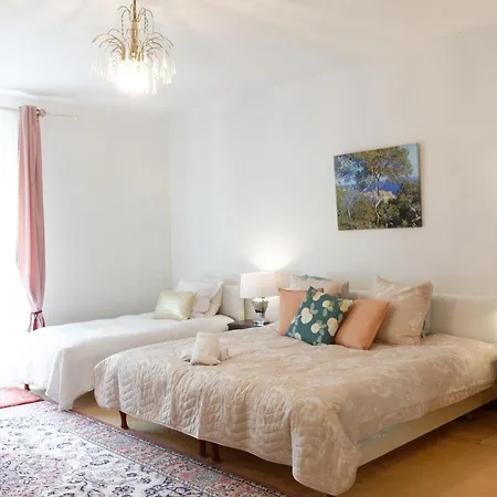 Chateau Saint-joseph, Grand 4 Etoiles En Pleine Nature *
