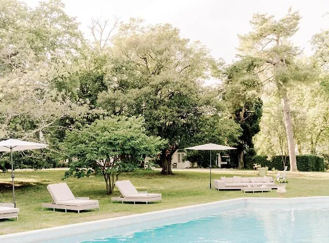 Apartment Chateau Saint-joseph, Grand 4 Etoiles En Pleine Nature *