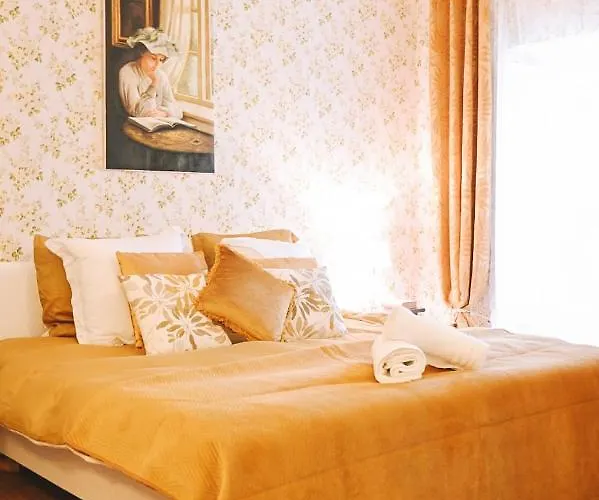 Apartment Chateau Saint-joseph, Grand 4 Etoiles En Pleine Nature Mazerolles-du-Razes