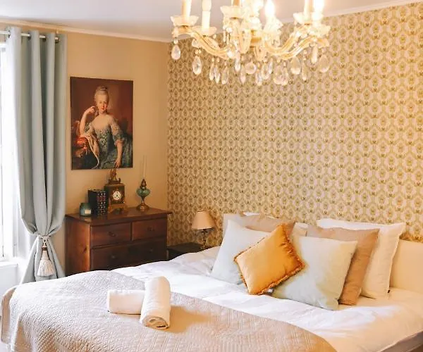 Apartment Chateau Saint-joseph, Grand 4 Etoiles En Pleine Nature *
