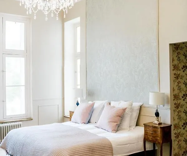 Apartment Chateau Saint-joseph, Grand 4 Etoiles En Pleine Nature Mazerolles-du-Razes