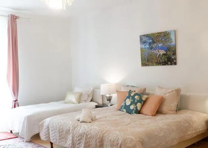 Chateau Saint-joseph, Grand 4 Etoiles En Pleine Nature *